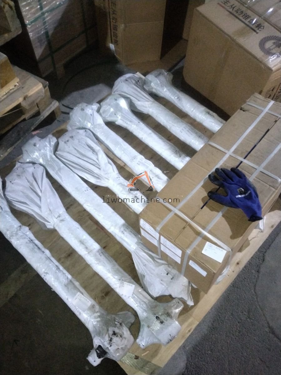 XCMG ZJ27120114131 前推力杆总成 - Professional Construction Machinery Parts