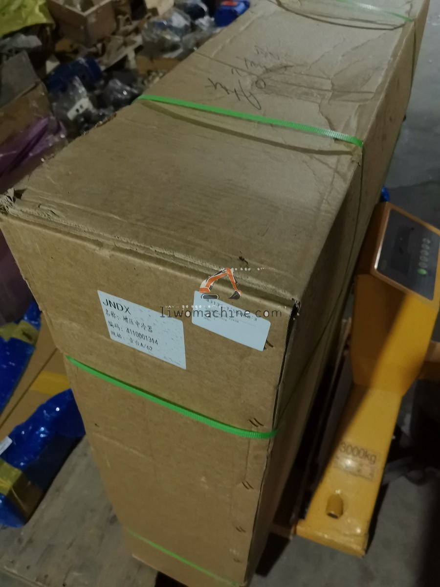 XCMG ZJ4110001314 中冷器总成S9113243B - Professional Construction Machinery Parts
