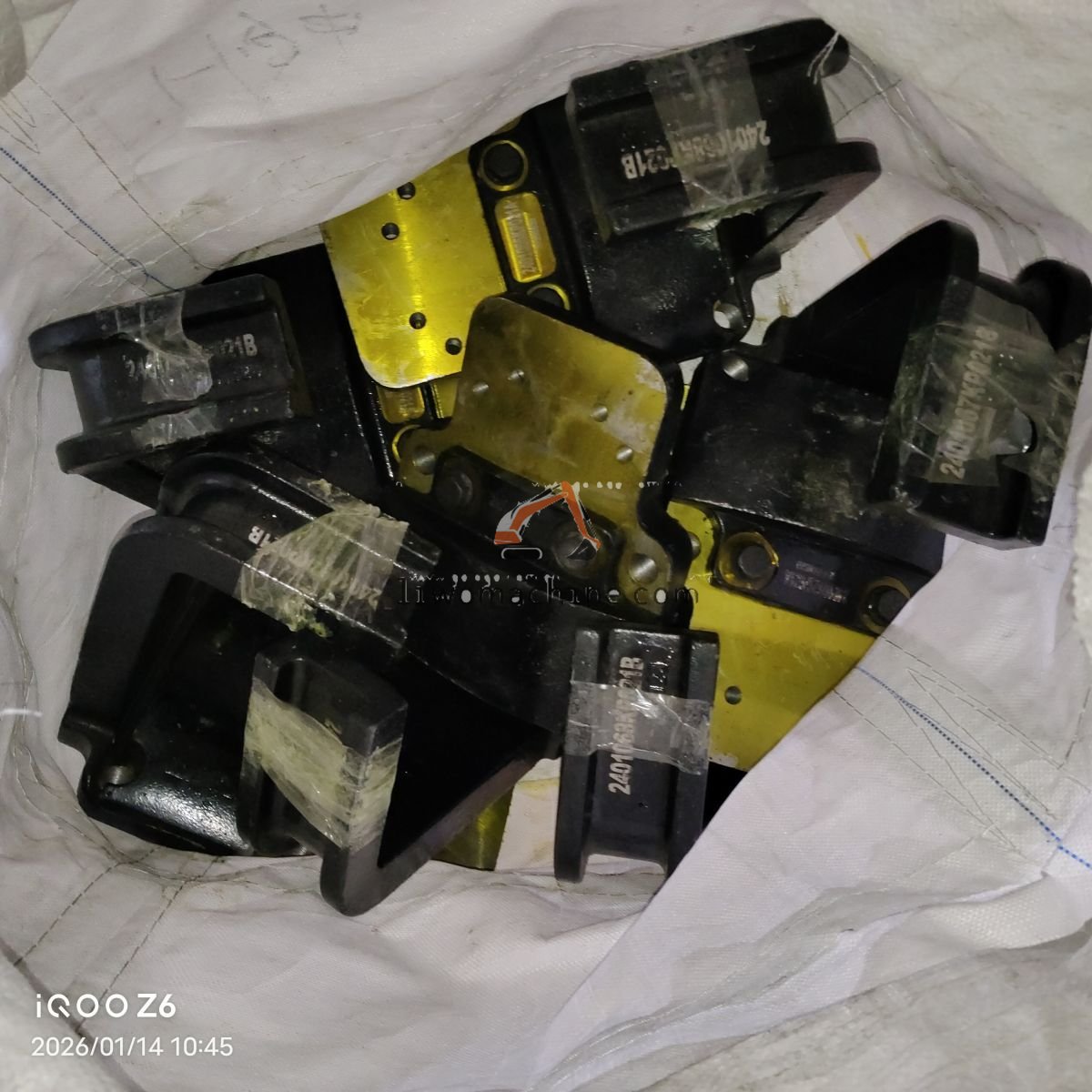 XCMG ZJ4110705633036 钢板弹簧座总成2401070KP021B - Professional Construction Machinery Parts