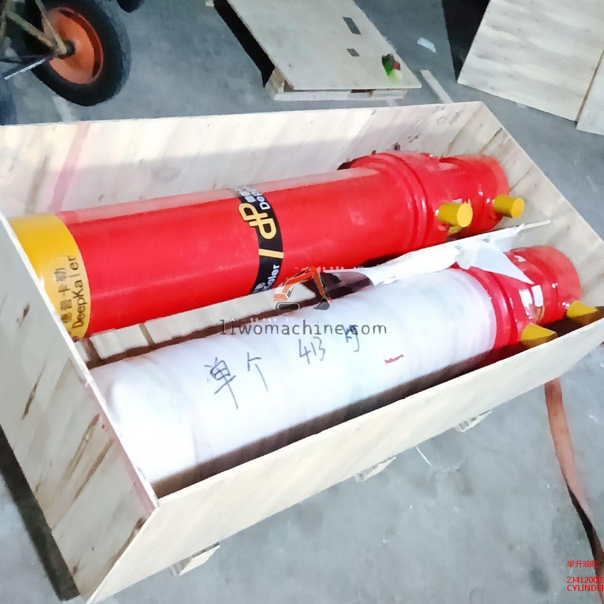 XCMG ZJ4120001054 液压缸4TG-F196-4700ZZ - Professional Construction Machinery Parts