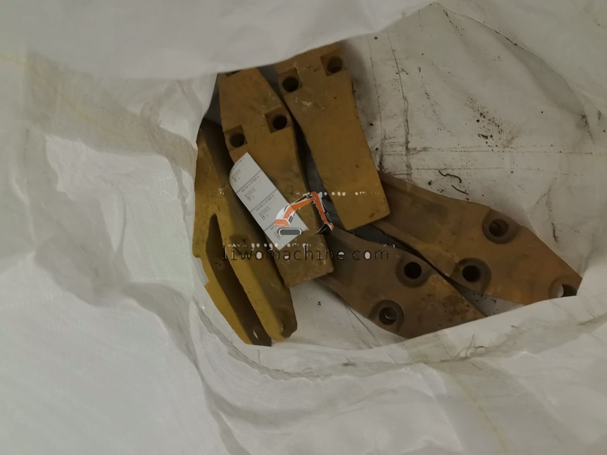 XCMG 临工ZL50F铲斗齿 临工ZL50F铲斗齿 - Professional Construction Machinery Parts